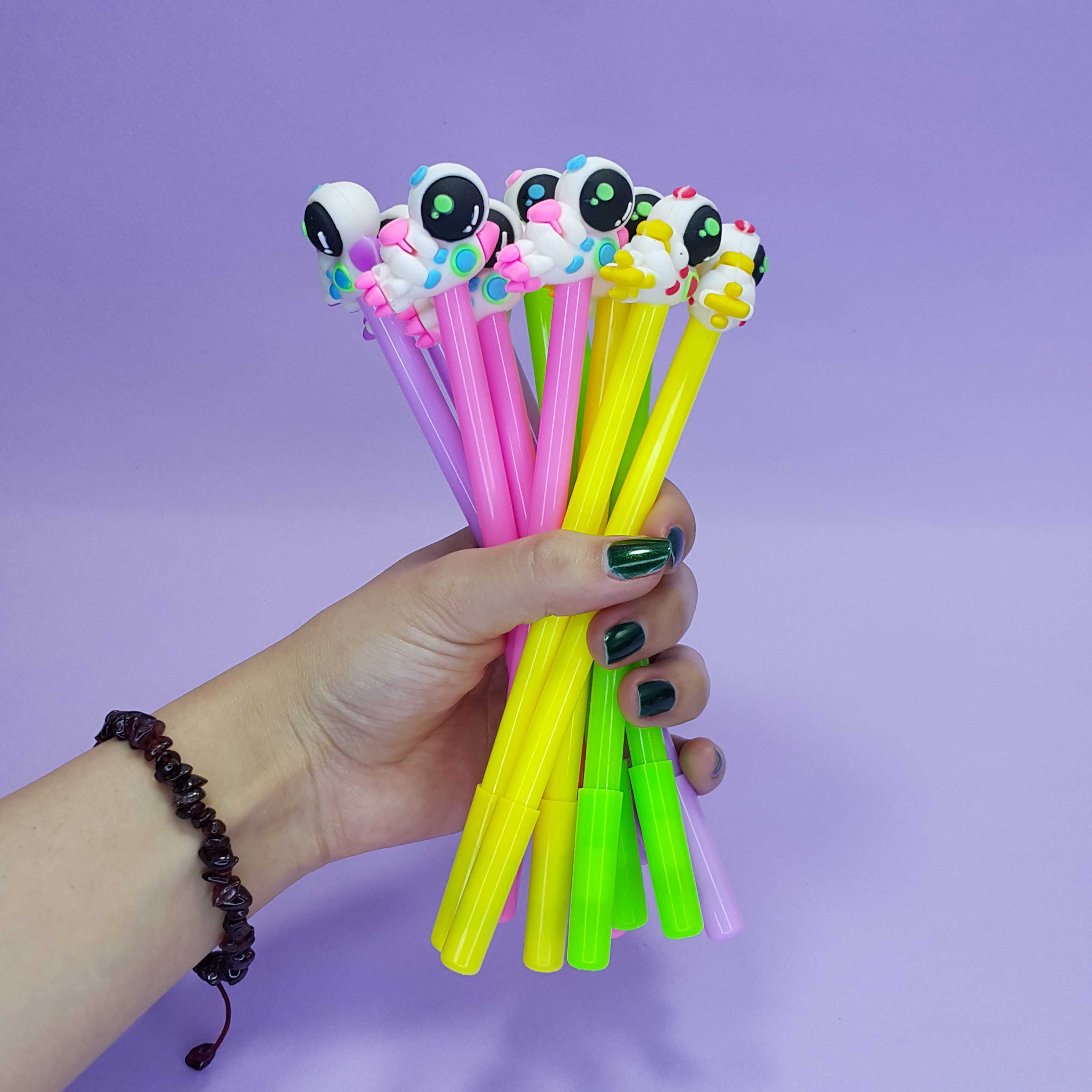 مداد جادویی بی نهایت فضانورد