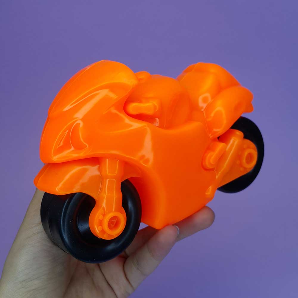 موتور دوکاتی رنگی