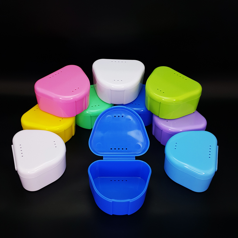 جای محافظ دندان پرمیوم پلاس